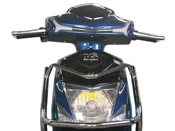 2.Eye-catching Headlights